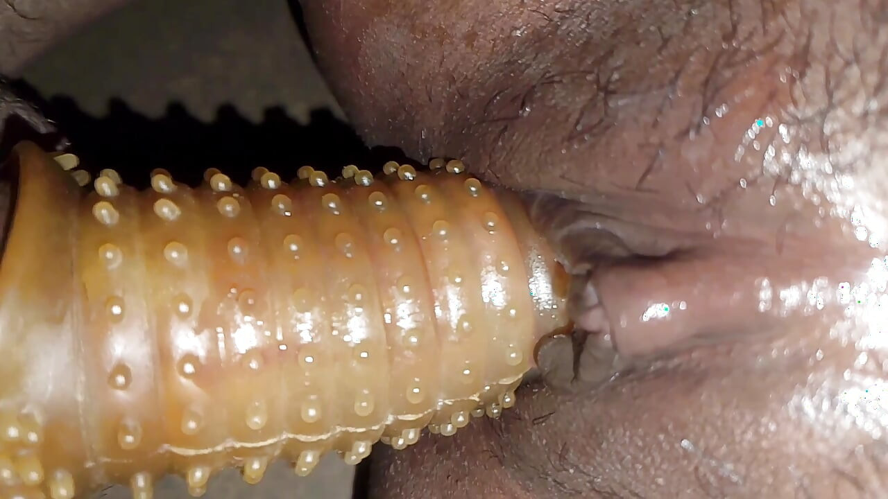 Danedar condom lagakar bhabhi ko Aaj Pani nikal Diya