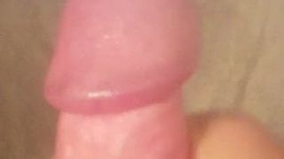 Bite, masturbation et éjaculation sur TS Rose Marie