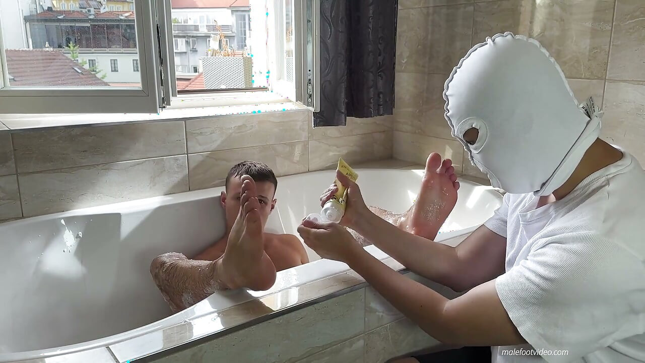 Student Life, Upgraded Foot Worship