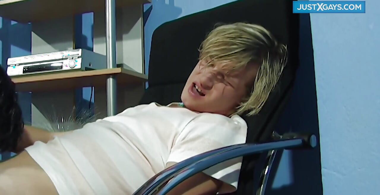 Pavol เลียควยแข็งของกู