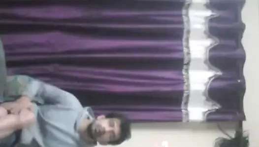 Pump porn video – boy masturbating