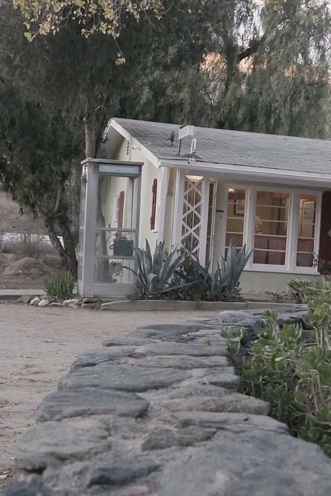Motel Exhibition, Part 2