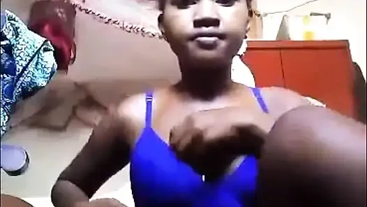 Siyah kadın onunla birlikte