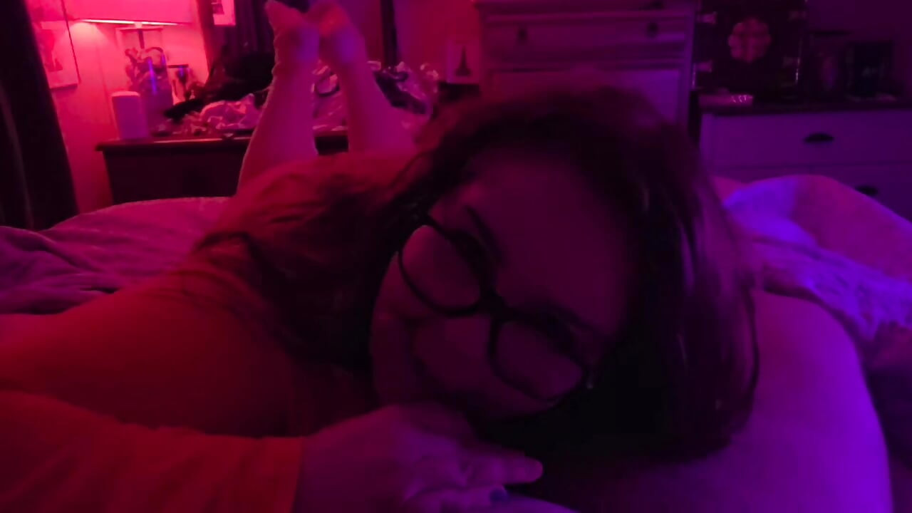 Schlampiger blowjob, footjob und ficken? Jinkies!