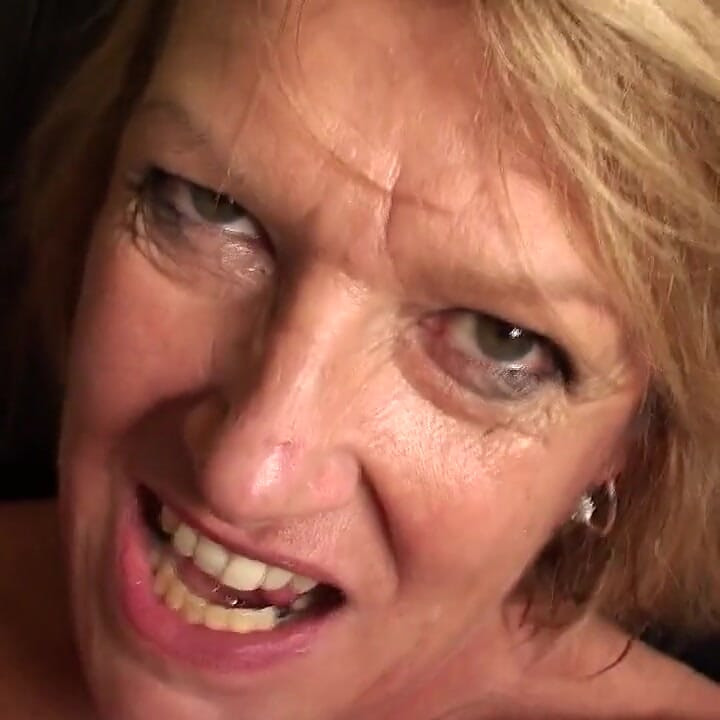 Amy: Virgin Sub Wets Her Milfy Knickers