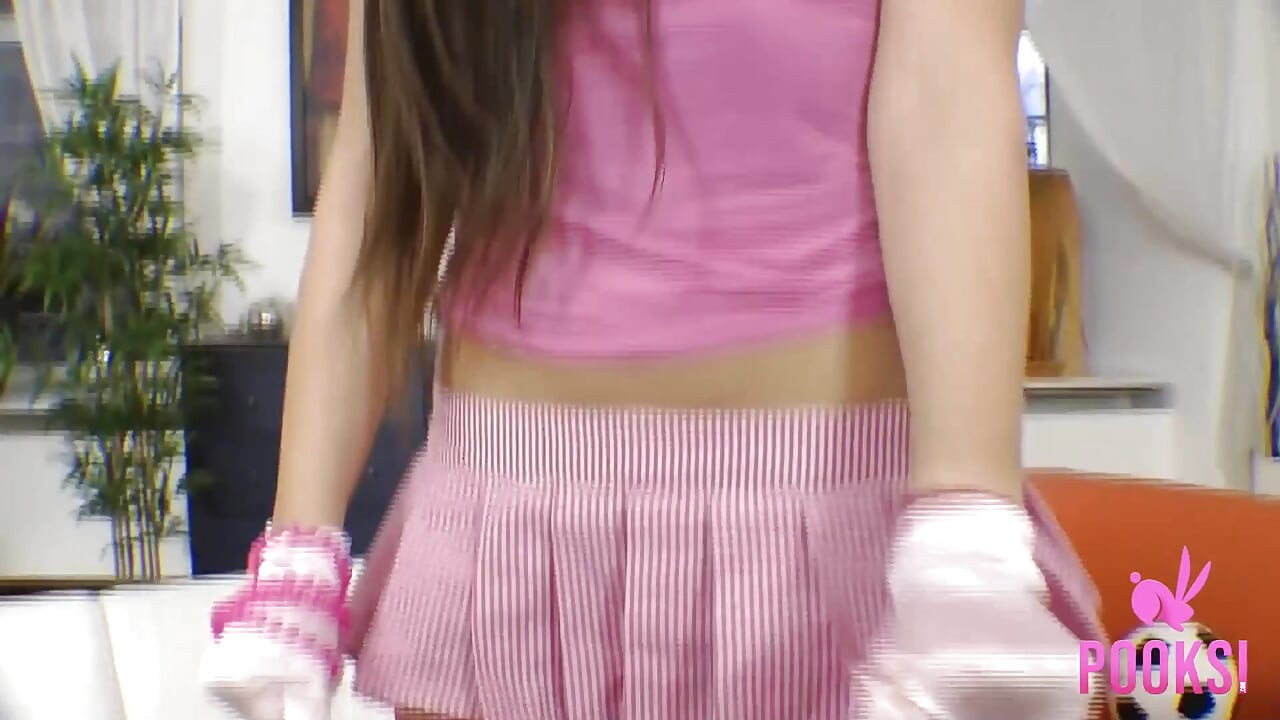 Full video! Horny girl in pink Selena K dildo drills her cunt before taking a dick in her tight ass!