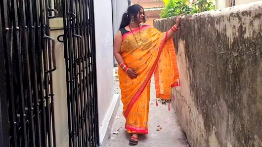 Я позвонил жене моего друга в дом, а потом очень жестко трахнул ее.