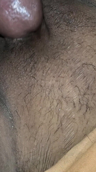 Pooja apne dewar ke sath kha rahi thi mall chudai desi bhabhi | Clip 1