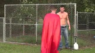 Mein Held - Superman Colby Chambers fickt Farmboy Mickey Knoxx
