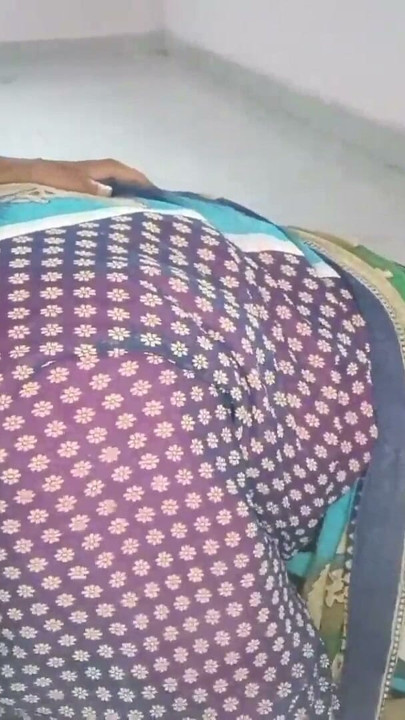 I raised my Marathi wife's saree and wore it around my neck | Clip 2