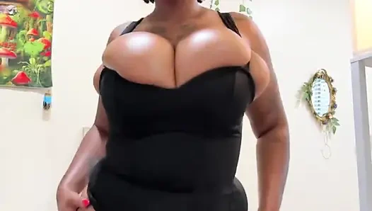 Ebony Babe Dancing Showing Her Big Boobs and Nice Hairy Pussy