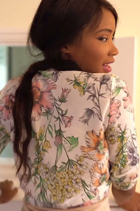 Kiki Minaj - Horny Step Sister
