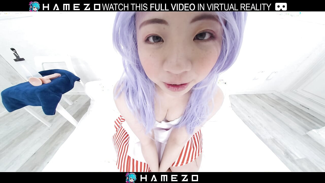 Horny Japanese chubby babe Noa Ogawa plays with a sex toy,in VR.
