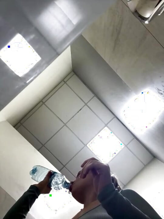 Hot Stretching in the gym with jucielussie