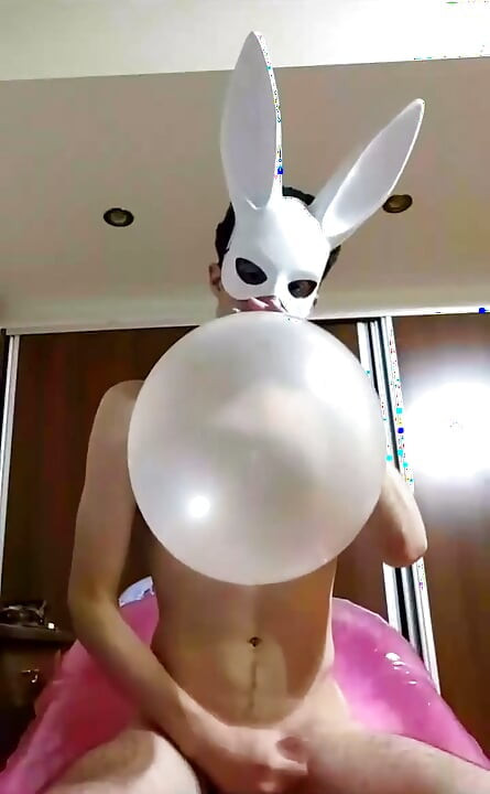 Bunny Looner Is Blowing up His Inflatable Pink Chair and a Big Clear Balloon While Masturbating on Stream