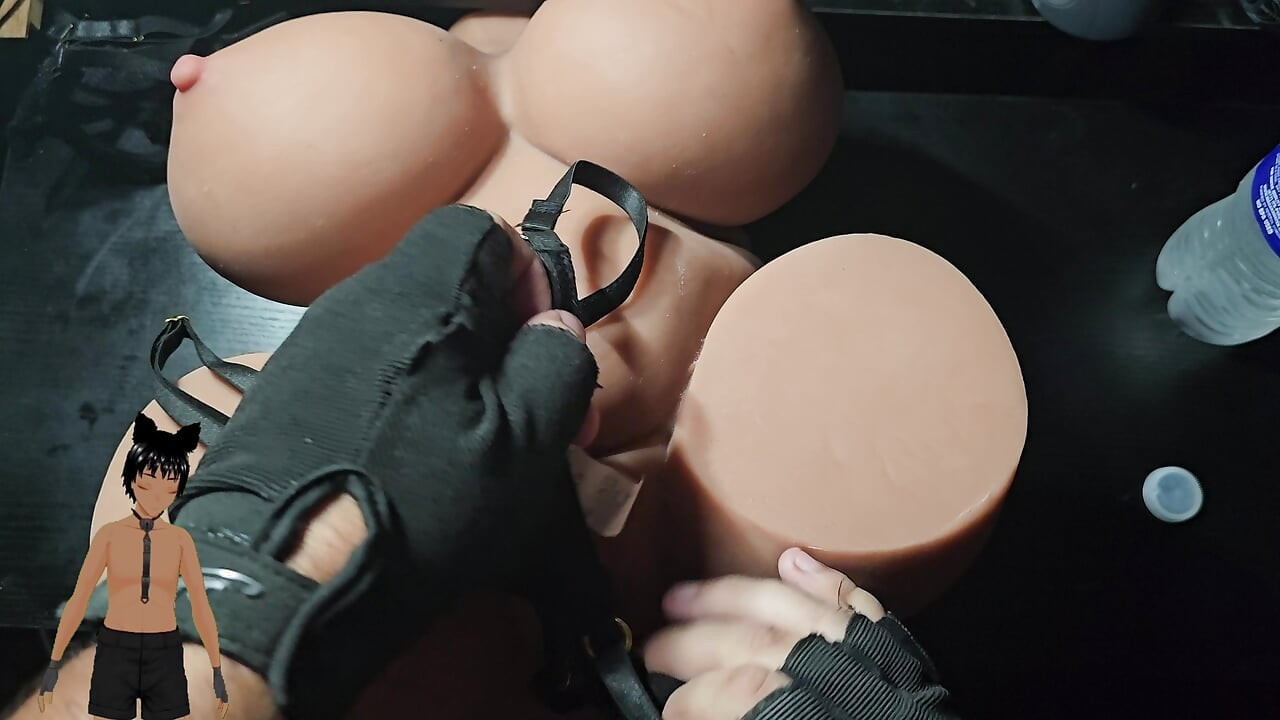 Fucking a sex toy weighing 22! With some nice lingerie and a nice BIG ass!