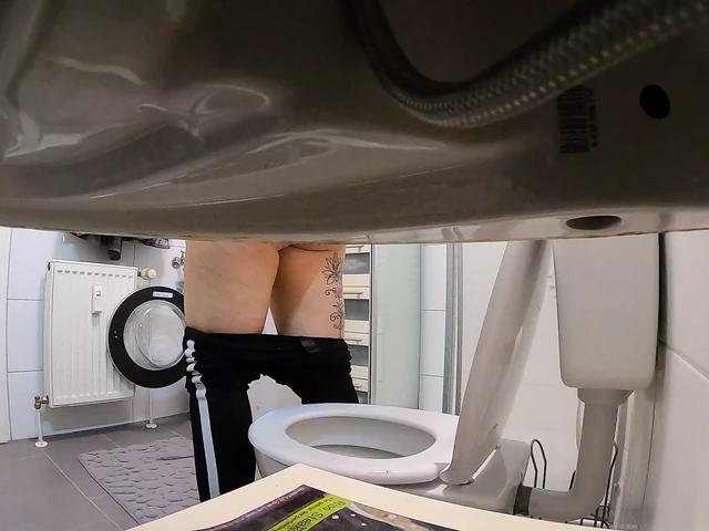 Pee 2