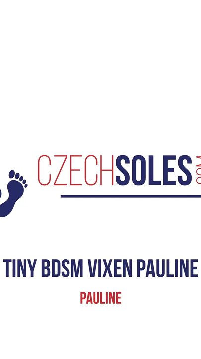 Drobná BDSM Vixen Pauline