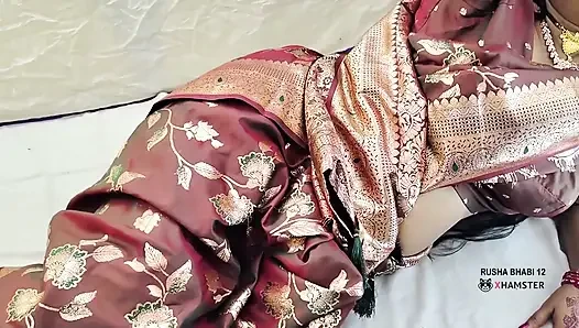 Suami mesum ngentot pakai kain sree saat suaminya lagi nggak di rumah