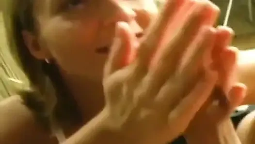 Avrupalı kızlar çok iyi emiyor