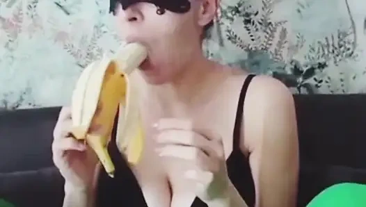 Do a on a banana, very sensual