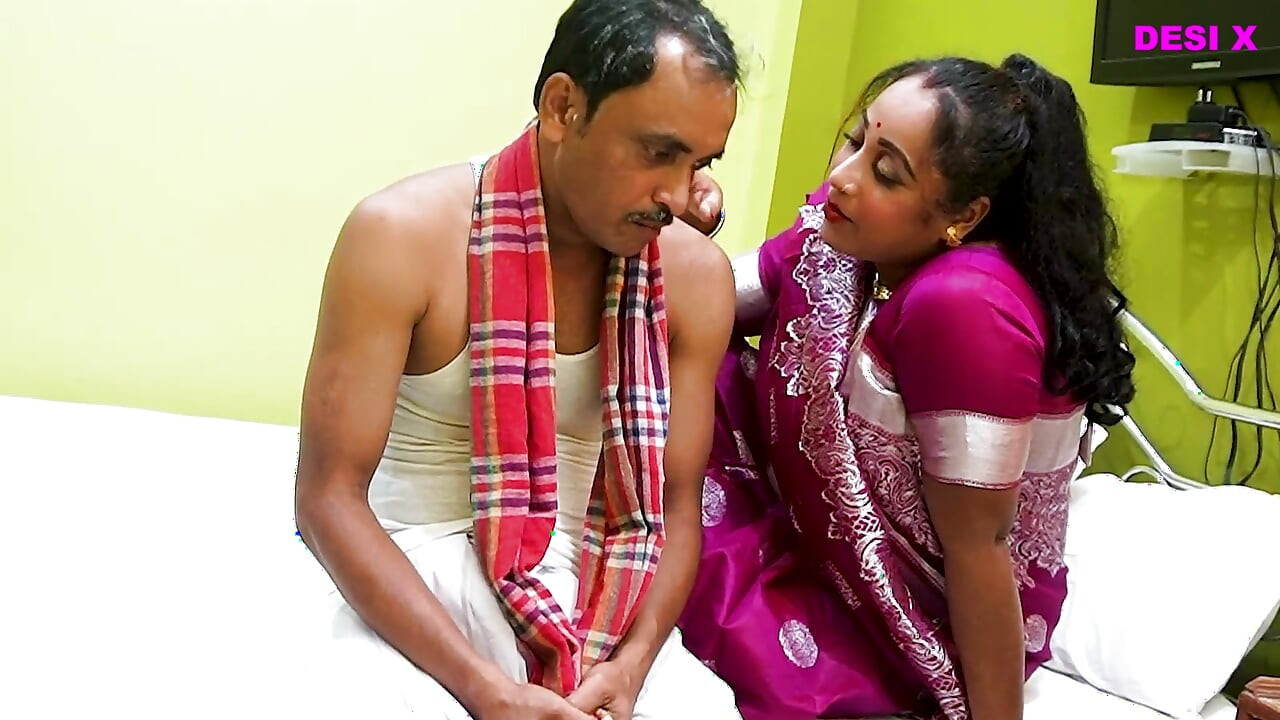 보지 큰 엉덩이에 자지를 원하는 발정난 바비