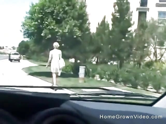 デイビッド・ソロモンがエマ・メイに中出しをする