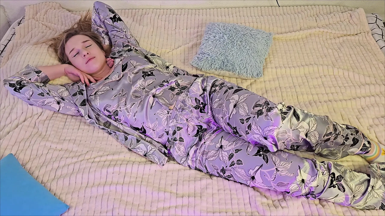 真正的高潮. 强力的家庭手淫