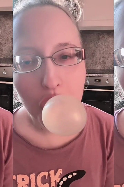 Asmr Huge Bubble Gum Sound Effects Listen in Headphones