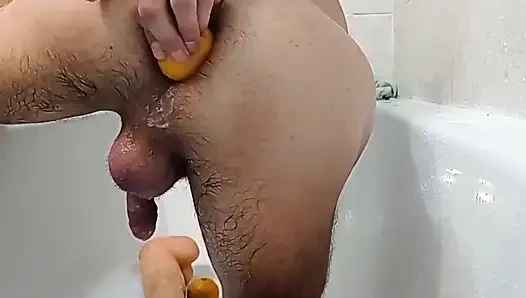 Mulat mandalina ile dildoyla götten sikişiyor