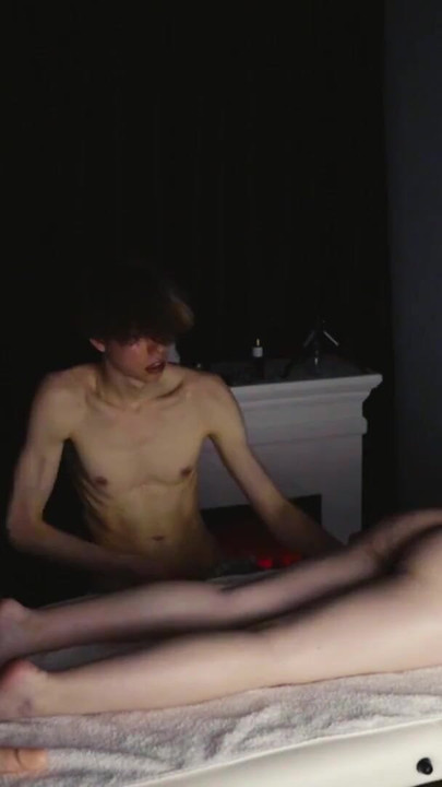 ช่วยหีตัวเองด้วยของเล่นหลังนวด | คลิป 3