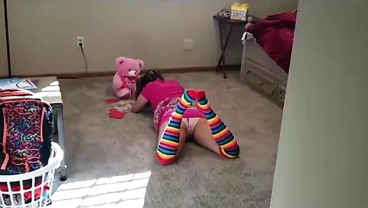 Üvey erkek kardeş üvey kız kardeşini sikiyor