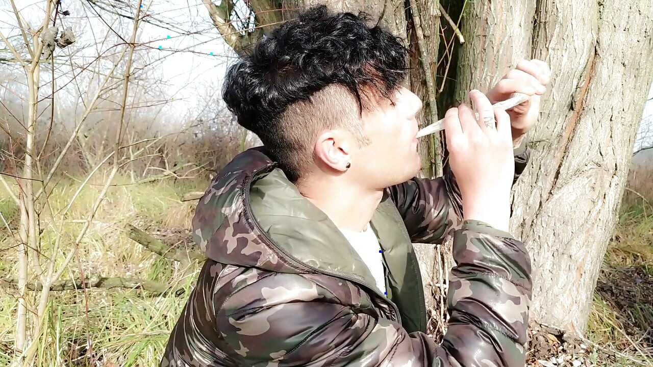 Twink Found 6 Used Condoms by 4 Straight Friends - Cum Eat Then Put in Ass