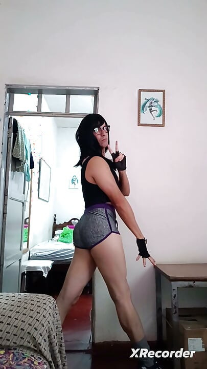 Sakura Nakamura House Gym Training