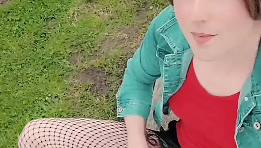 Yaramaz halka açık sidik ve dildo yolculuğu