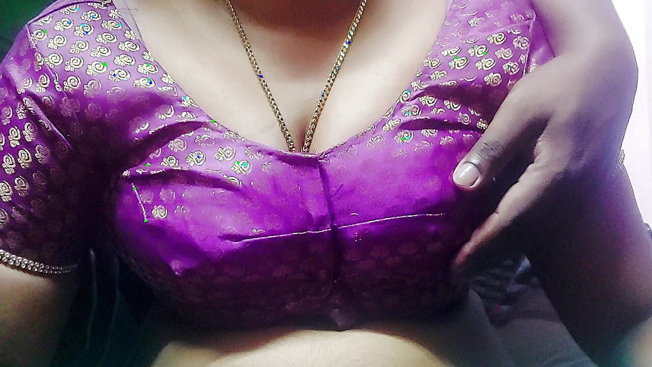 देसी घर के मालिक मोहिनी आंटी सेक्स