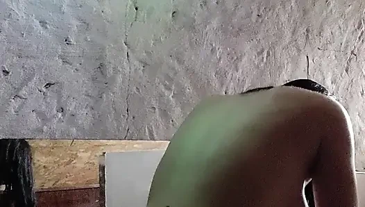 Tavanarasında sikişiyor cz1