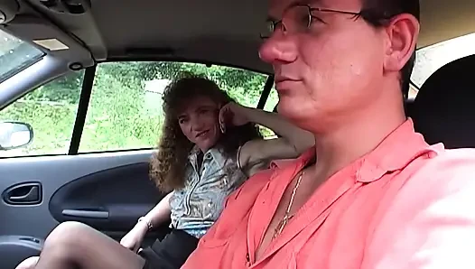 Wilder Auto-sex Mit Handjobs, Blowjobs Und Outdoor-ficken
