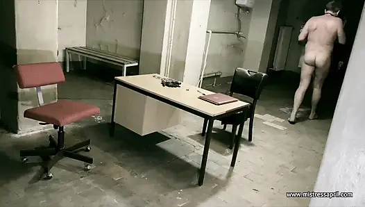 Dominatrix sahibe April -ceza - l - hücre 45