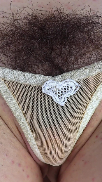 Arielle Lane - Draženje u svjetlucavim gaćicama II