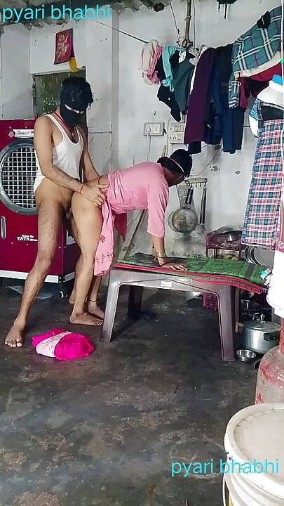 Best ass fucked in doggy style in Hindi audio desi girl fun fucking screaming started after taking the whole land.