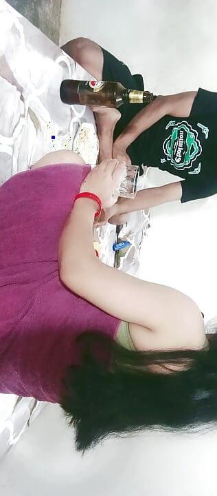 Maami bhanja ki beer party ek saath hindi me