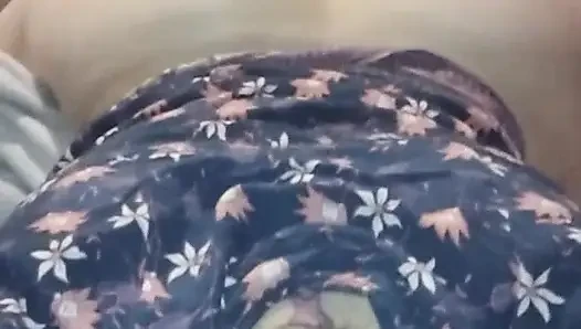Yarağımda boğuluyor.