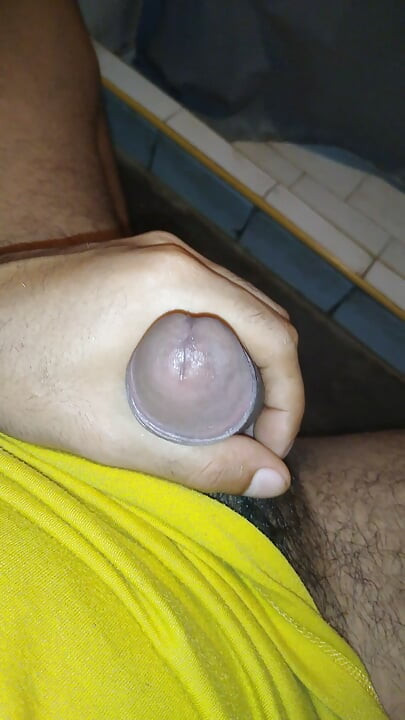 Poronga ini memang menjadi sangat ereksi