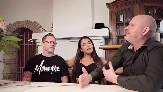 Wings & Claws: Paul Part 3 - Private Life, Confidence Issues & What Happened on the Sofa