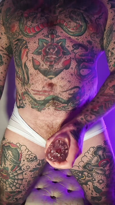 FULL VIDEO - Tattooed Dom Big Dick Cumshot Solo
