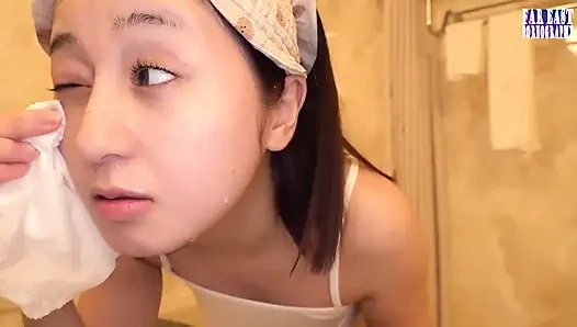 Deep-core Gulp Bliss as She Savors Every Warm Drop in a Dual-mouth Climax Date -4/4