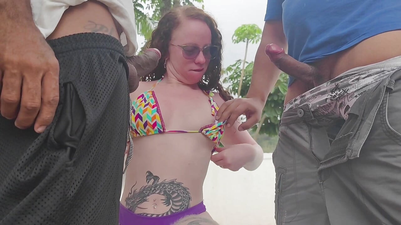 I had a lot of desire to know what a dp was like, I took advantage of my two employees to fulfill my wish