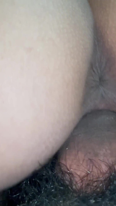 مثير rommate تعال إلى منزلي ومارس الجنس معها | مقطع 1