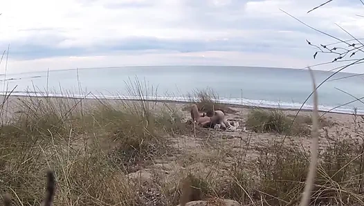 Französische Lehrerin Schlampe Blowjob Amateur Am Fkk-strand, Öffentlicher Fremder Mit Abspritzen - Misscreamy